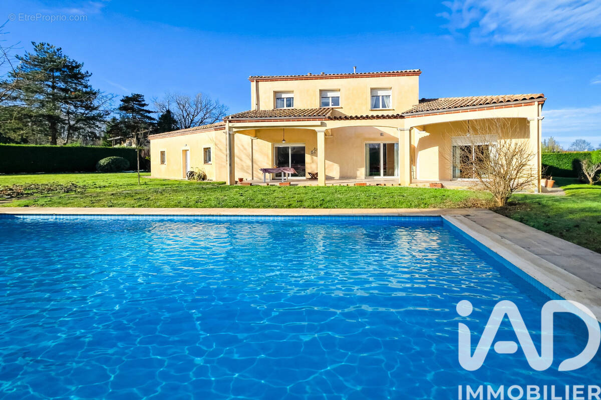 Photo 1 - Maison à MONTAUBAN