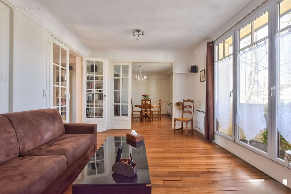 Appartement à LE VESINET