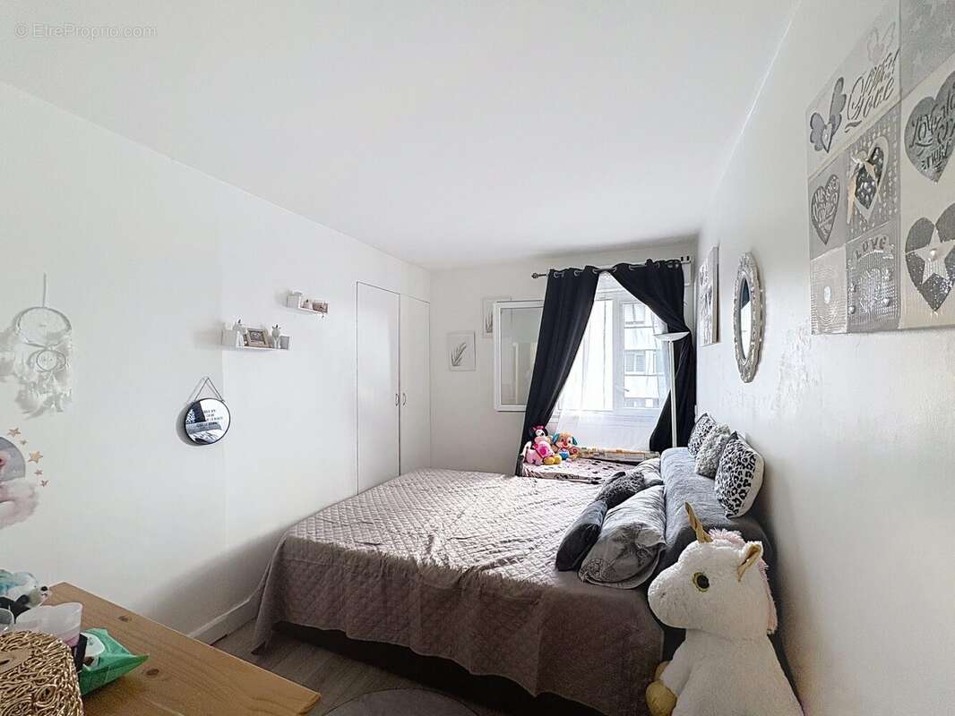 Appartement à FRESNES