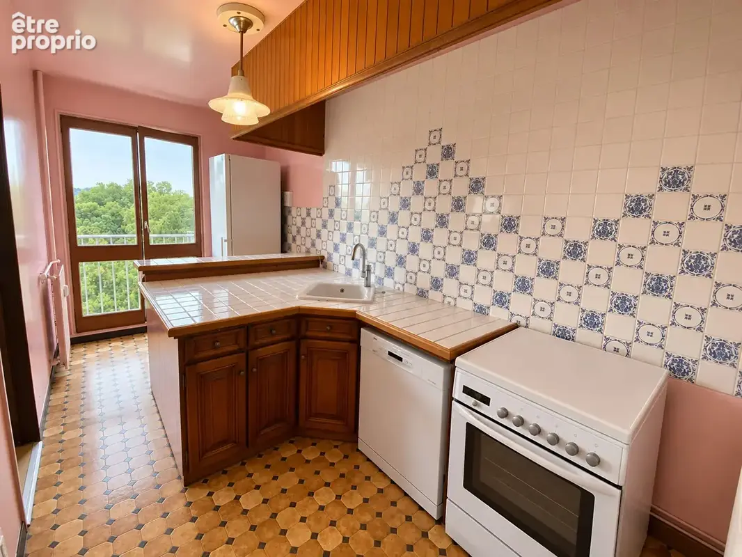 T4 DE 72,80 M² - Fontaine d'Ouche - photo 3