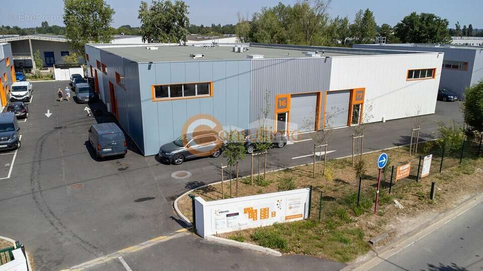 Local d'activite à vendre - photo 3