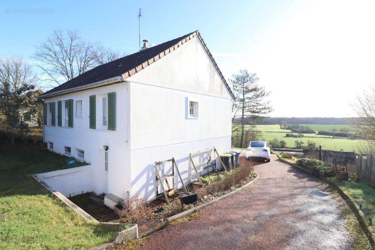 Maison à BANNAY