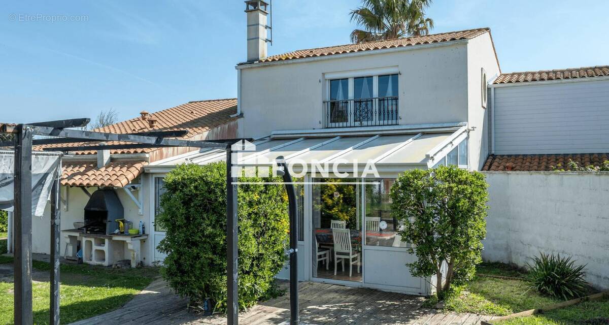 Maison à YVES