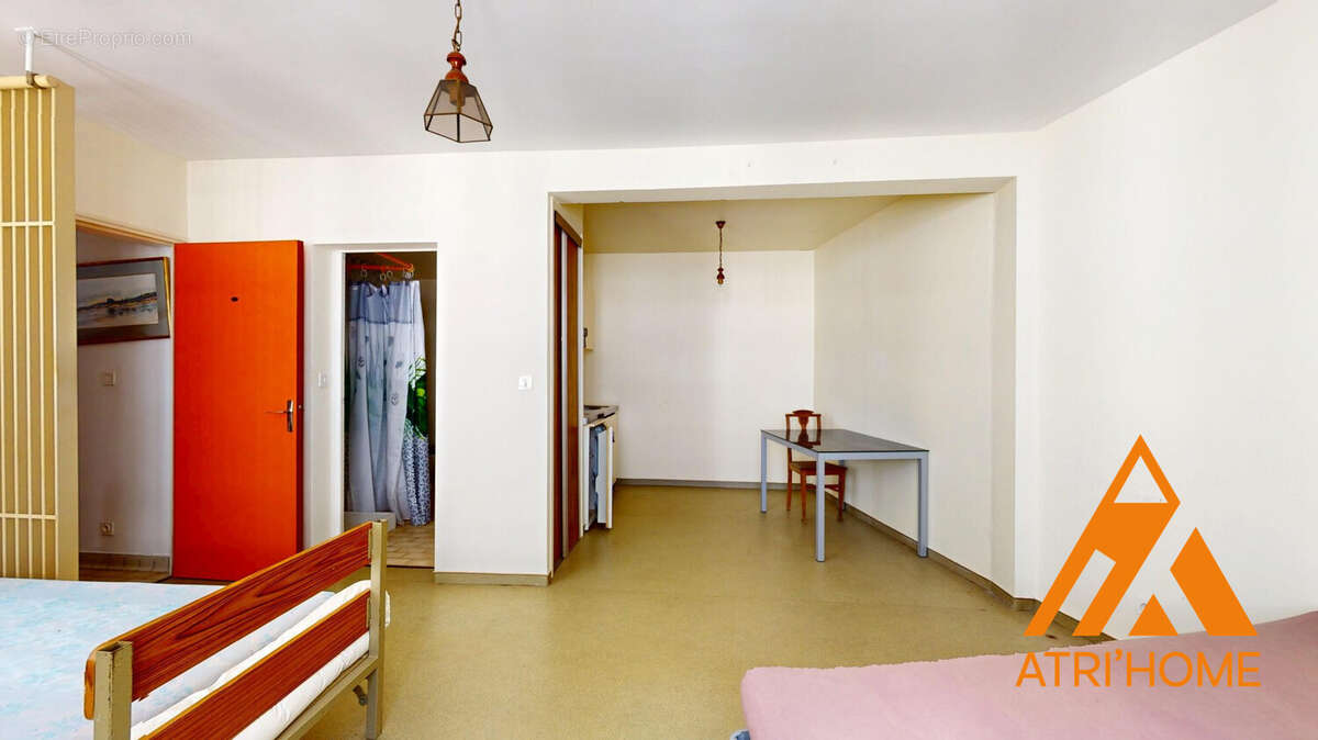 Appartement à MUR-DE-BARREZ