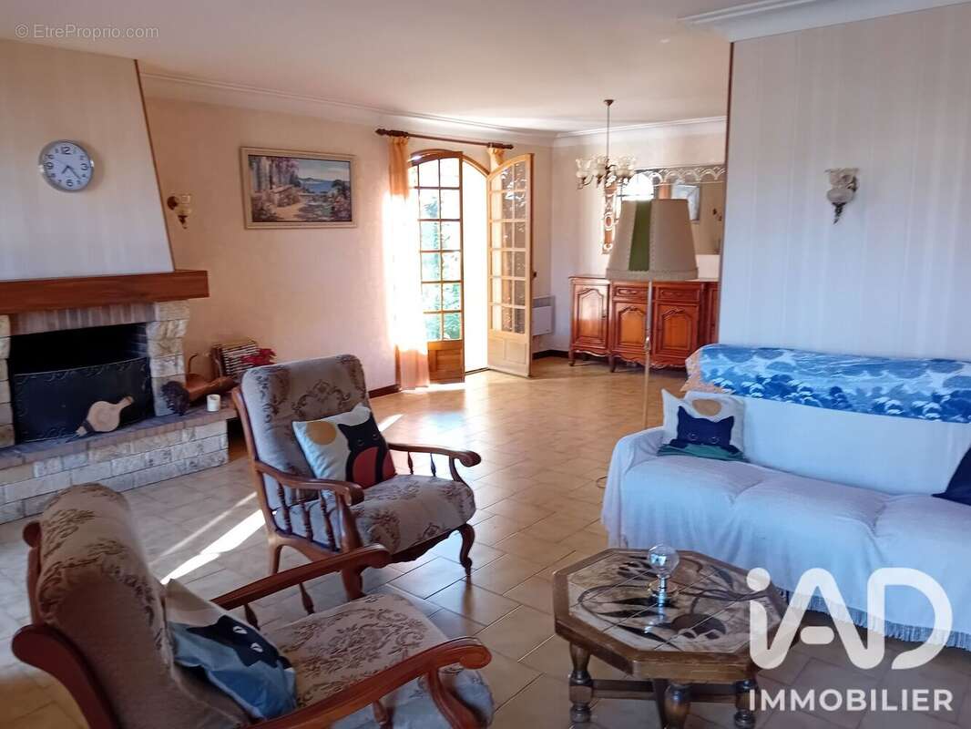 Maison 100 m² à Caussade  - photo 8