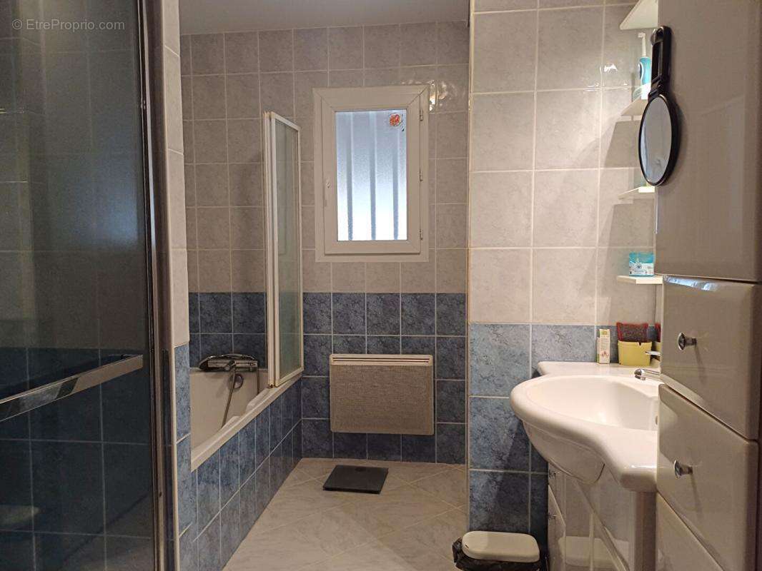 Saint Gelais - Plain-pied 4 chambres - photo 6