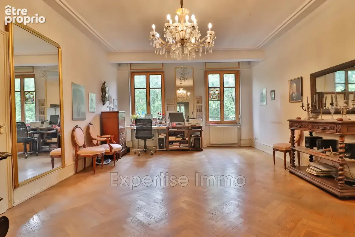 Appartement 5 pièces 127 m² · à Colmar · 127 m² · 283 000 €