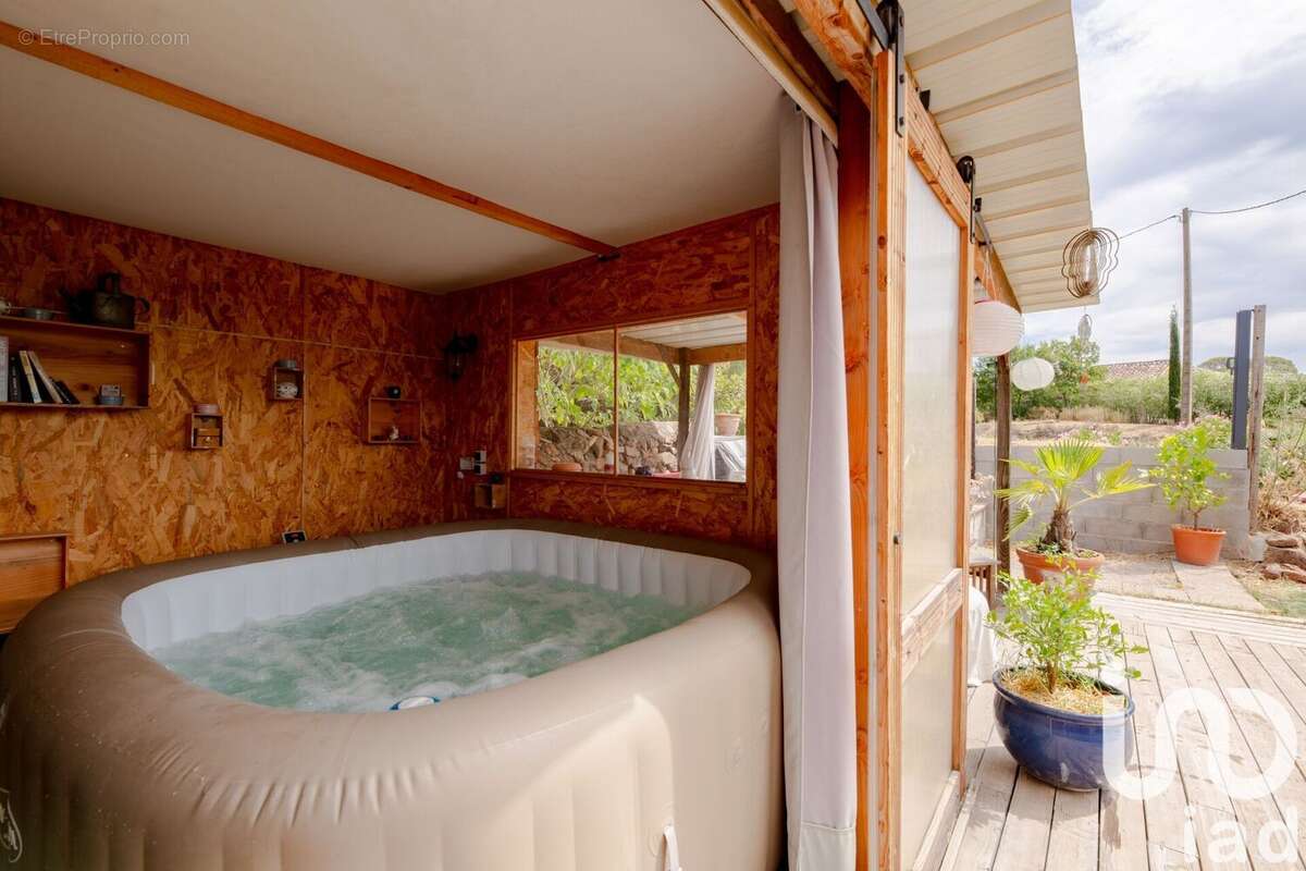 Photo 3 - Maison à ROQUEBRUNE-SUR-ARGENS