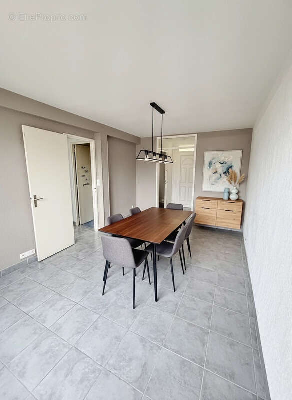 Appartement à NIMES