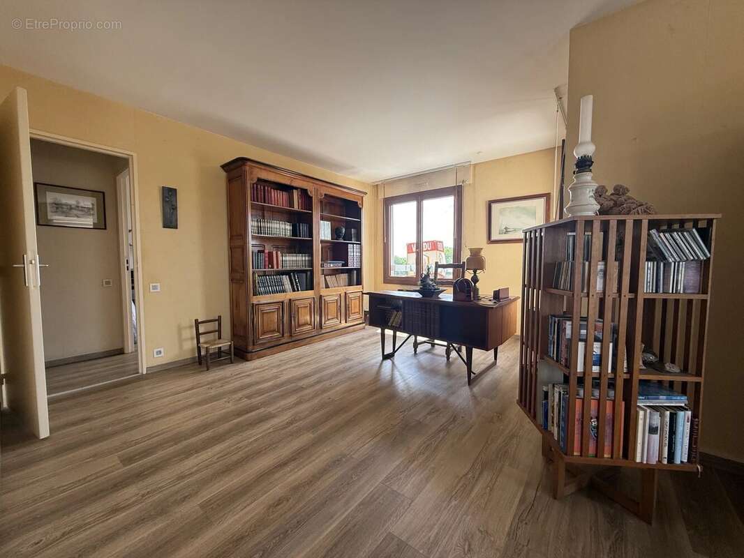 Appartement à CHELLES