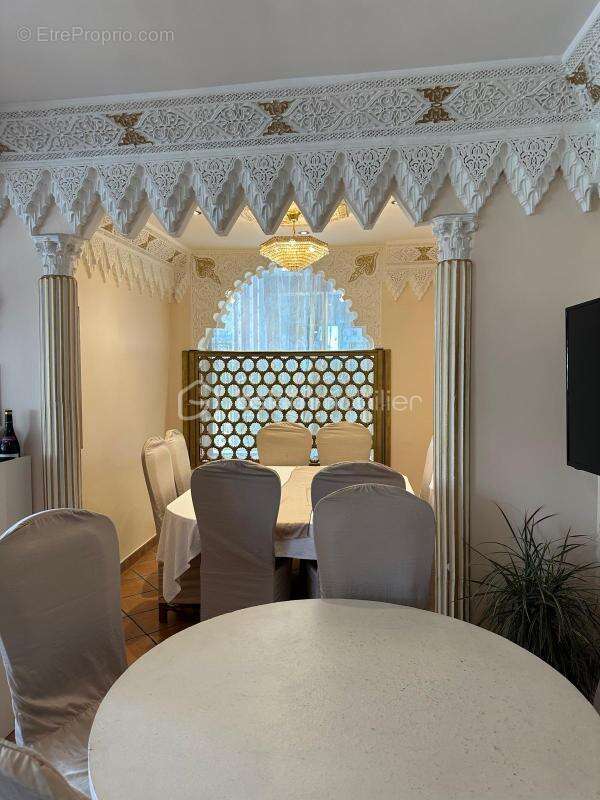 Commerce à CORBEIL-ESSONNES