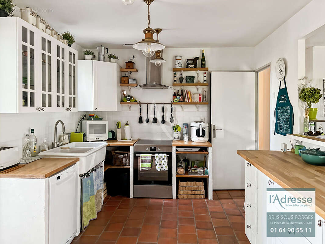 Maison à BRIIS-SOUS-FORGES