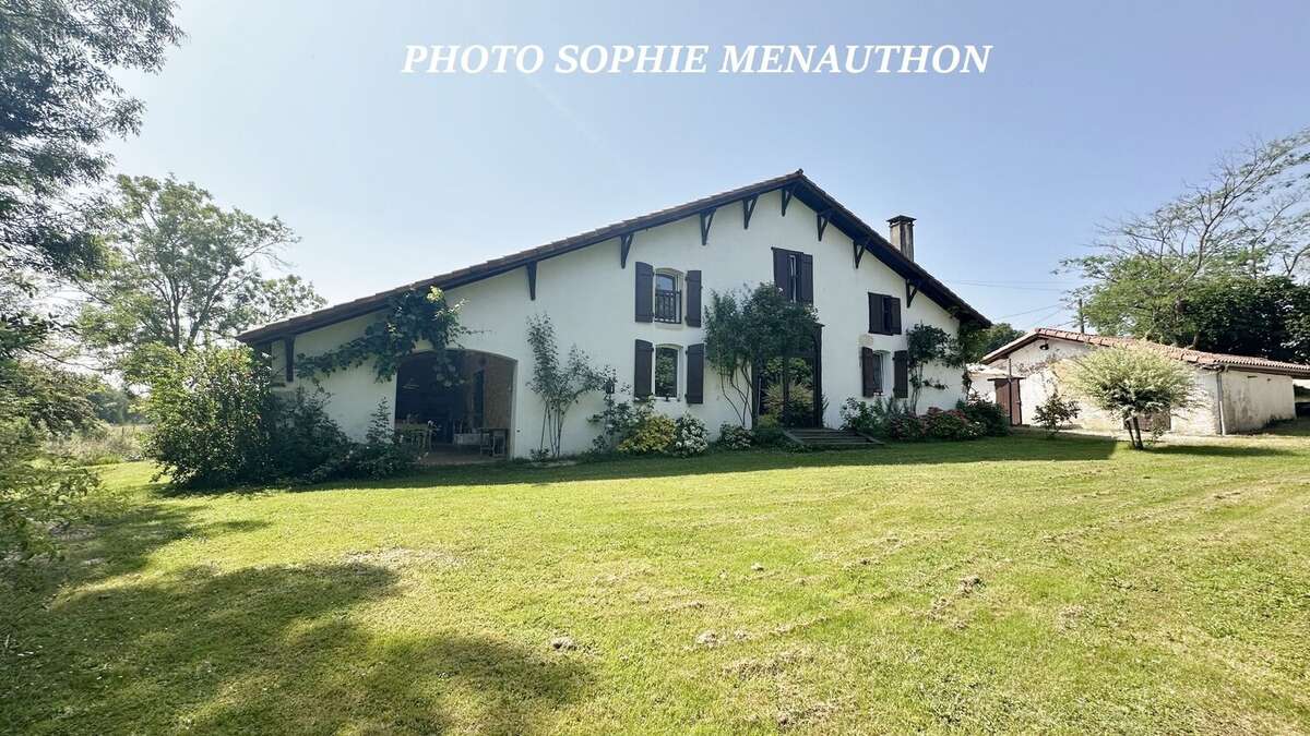 Maison à PEYREHORADE