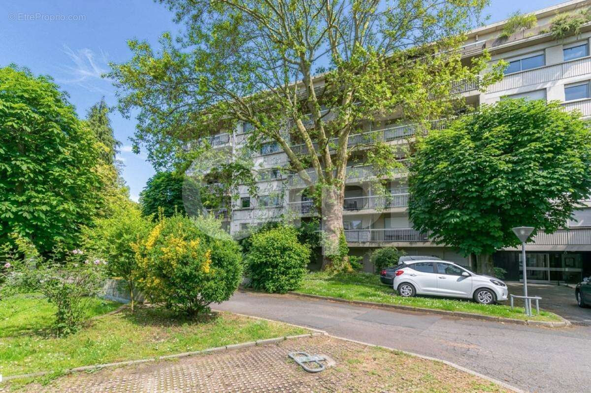 Appartement à BOISSY-SAINT-LEGER