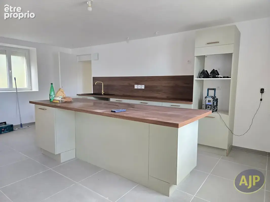 GUEGON Bourg : Maison entièrement rénovée - photo 2
