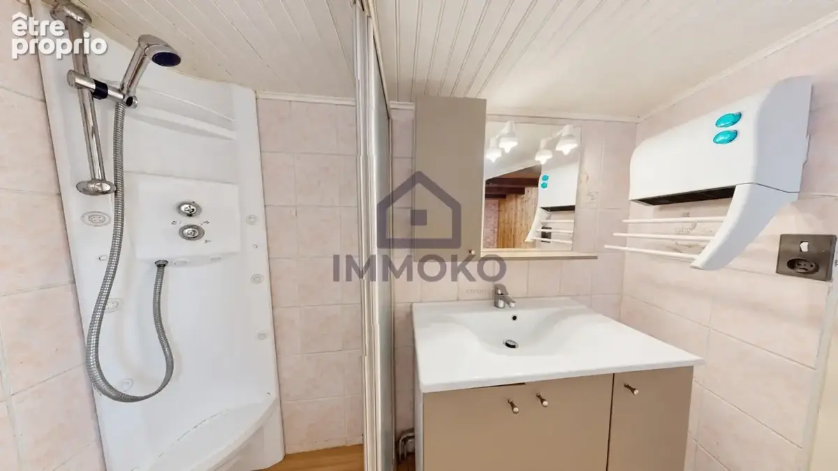 Charmante maison mitoyenne F4 avec garage et jardin à Mandeure - photo 10