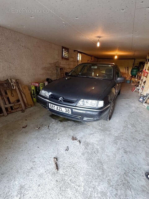 Autre à SALAISE-SUR-SANNE