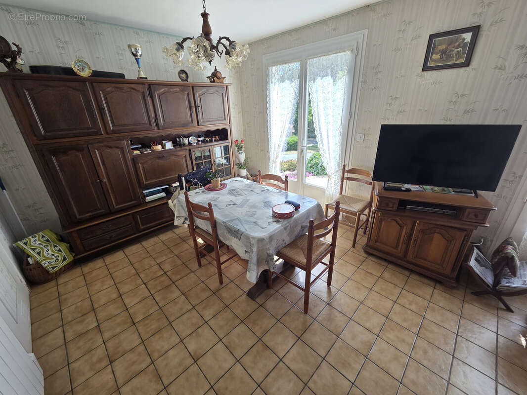 Maison à MORTAGNE-SUR-SEVRE