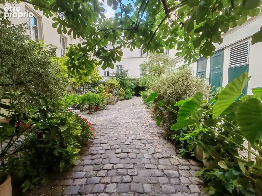 Paris 6e – Rue de Sèvres – Duplex de charme au dernier étage - photo 21