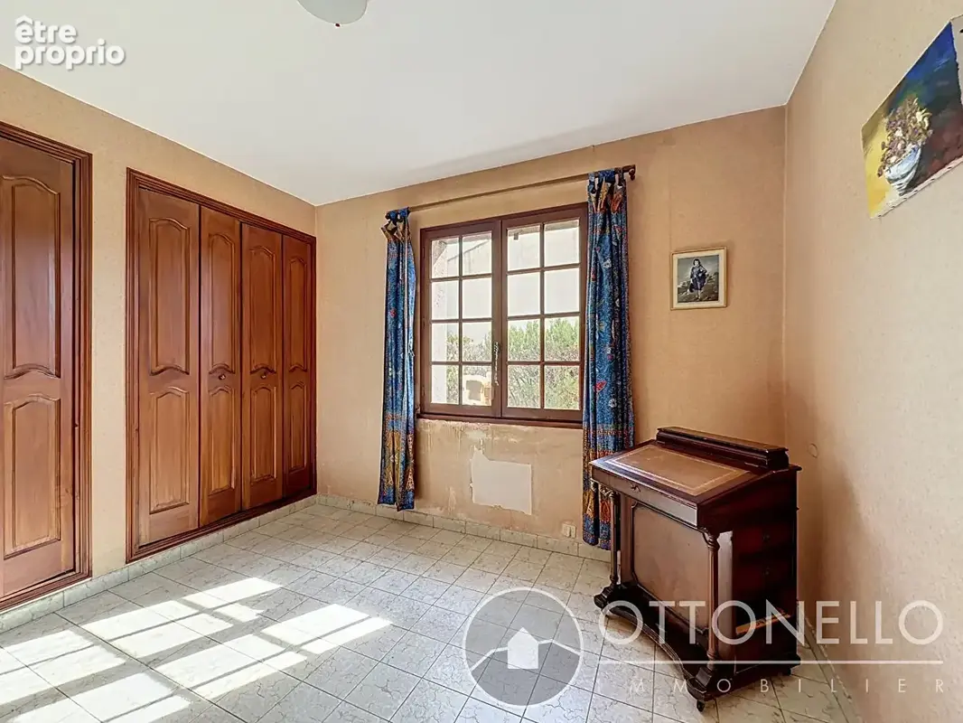 Maison Roquebrune Sur Argens 5 pièces 92.26 m2 sur 567 m2 de terrain avec terrasse, garage et sous-sol - photo 11