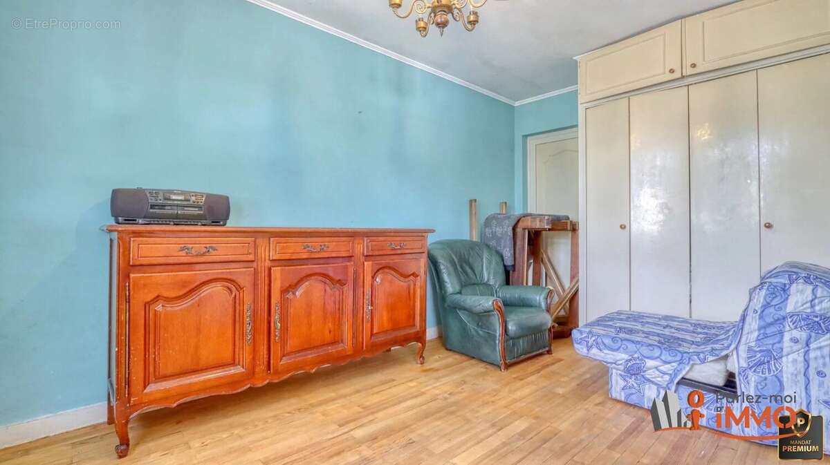 Appartement à SAINT-ETIENNE