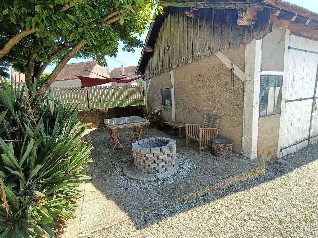 Longere renovee - photo 13