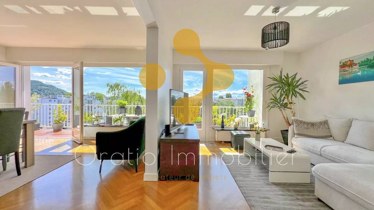 Appartement à ANNECY-LE-VIEUX