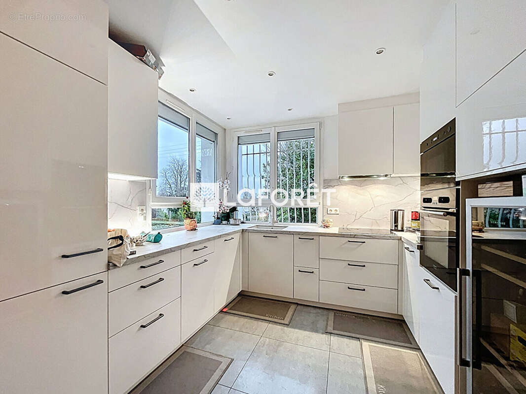 Maison à LE VESINET