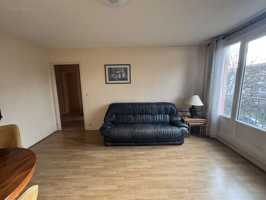 Appartement à BROU-SUR-CHANTEREINE