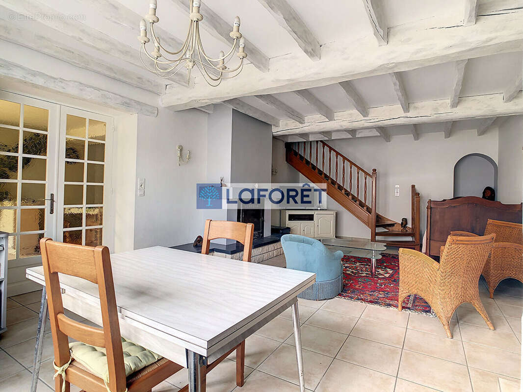 Maison à SAINT-URBAIN-MACONCOURT