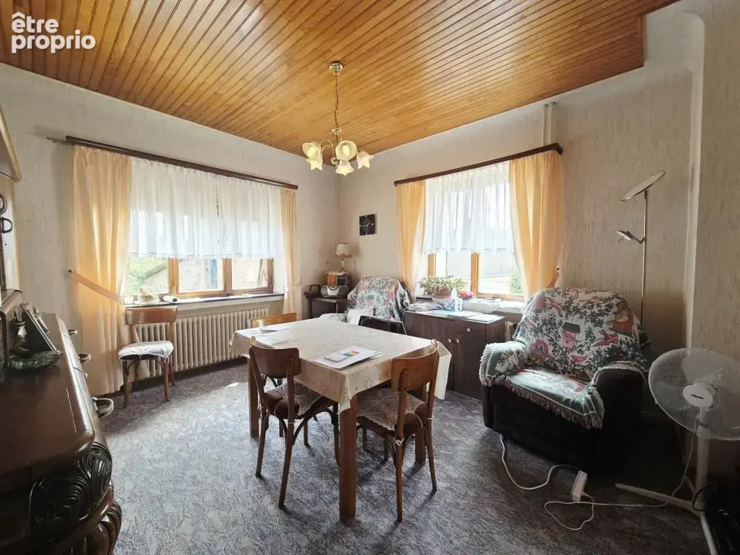 Maison 4 pièces de 110 m² avec grand terrain et dépendances — Stiring- - photo 2