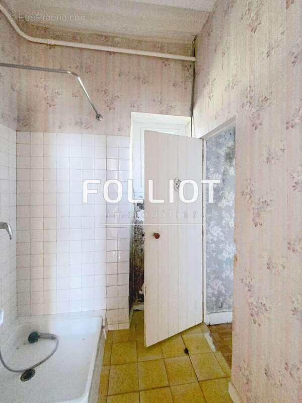 Maison à CURCY-SUR-ORNE