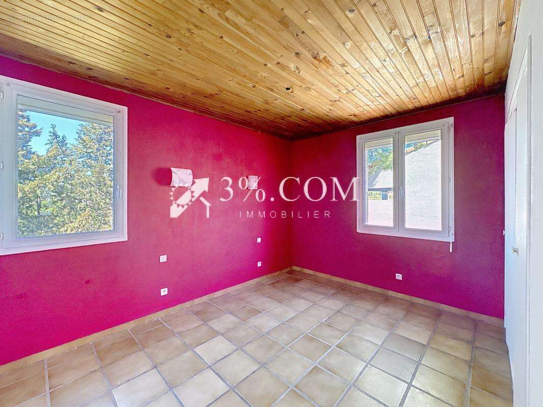 Charmante Maison de 178 m2 dans propriété avec terrain, Port - photo 26