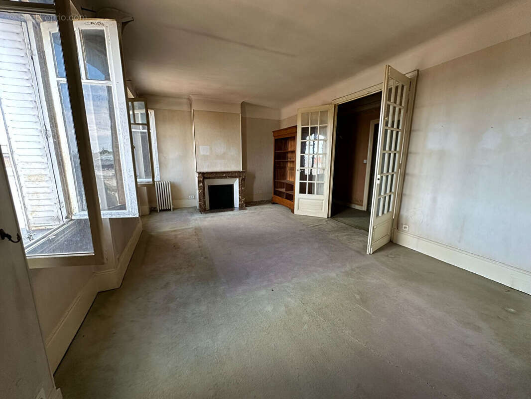 Appartement à CHAUNY
