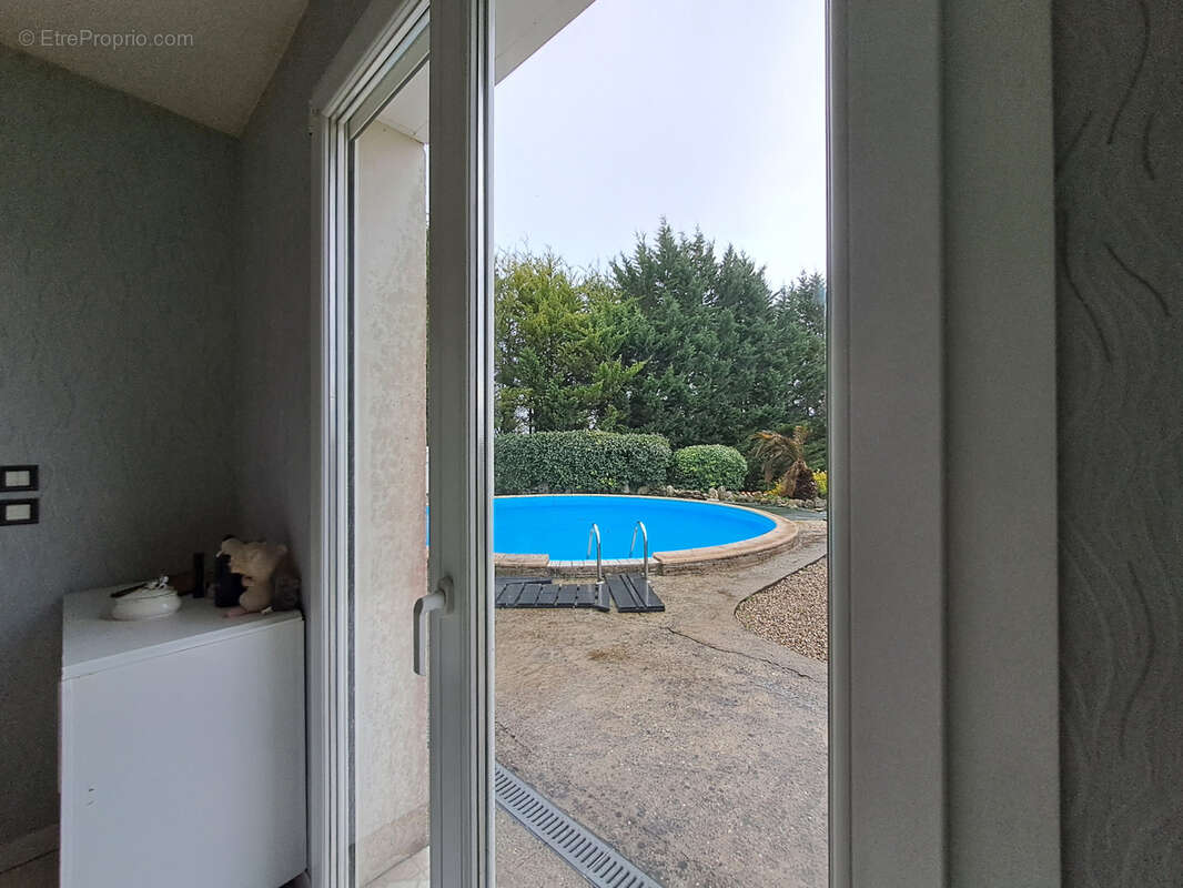 Maison à PORT-SAINTE-MARIE