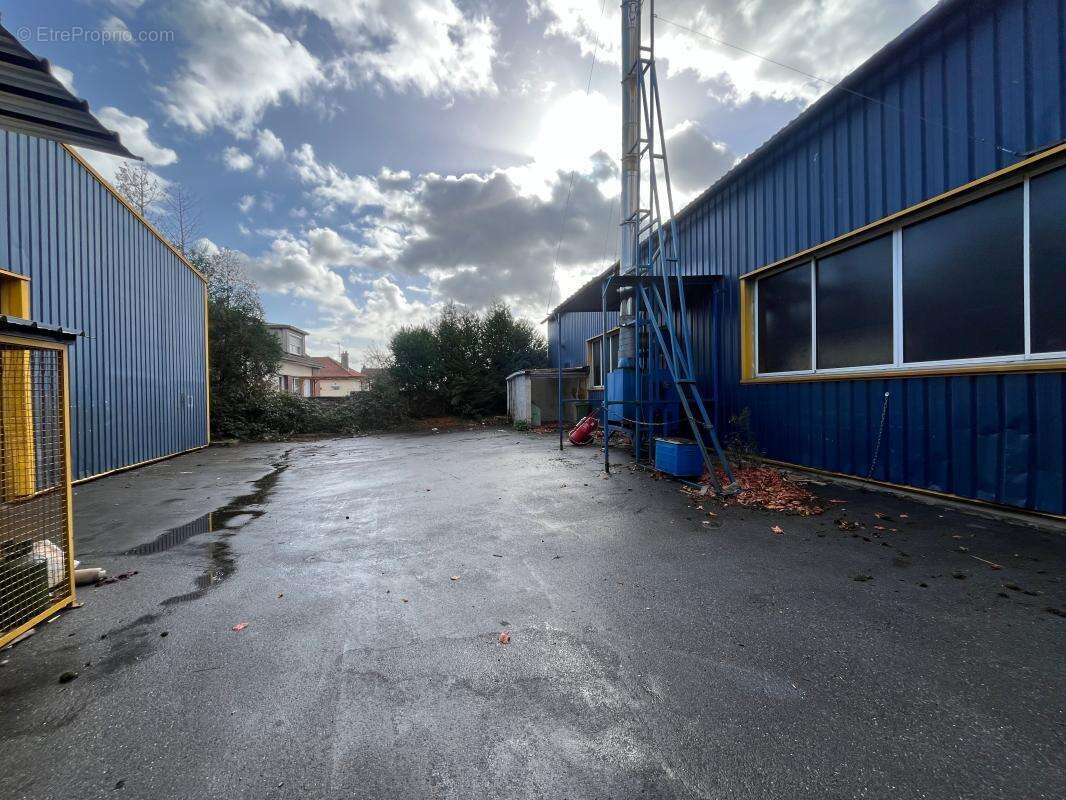 Commerce à TERGNIER