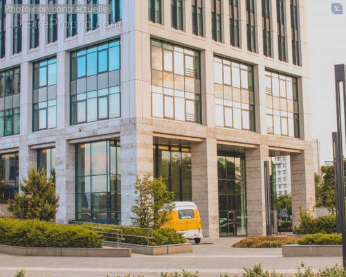 Commerce à LA TESTE-DE-BUCH