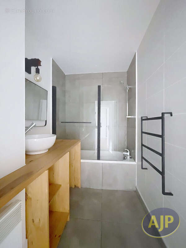 Appartement à BOUGUENAIS