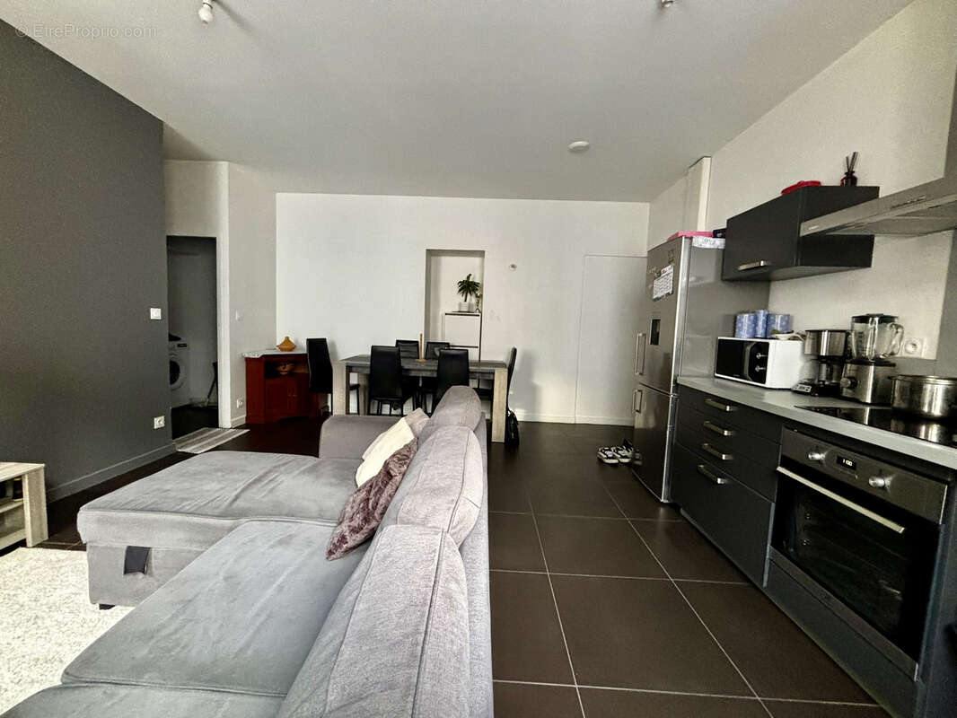 Appartement à SAINT-ETIENNE