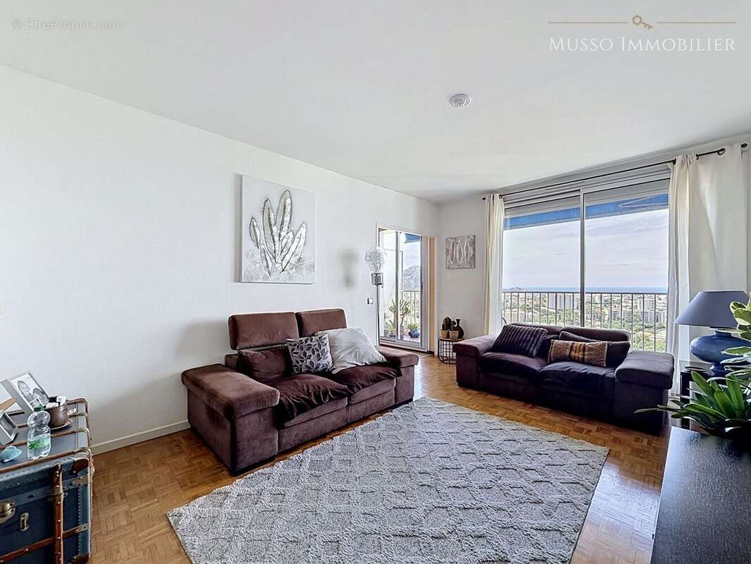 Appartement 86 m² à Marseille-9e  - photo 2