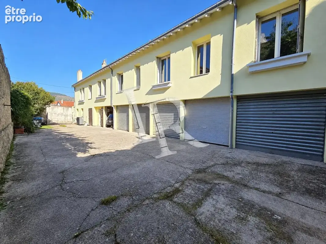 Maison 6 pièces 161 m² à vendre à Le Puy-En-Velay (43000) - photo 2