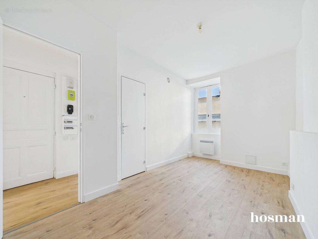 Bel appartement 2 pièces de 32,10 m2 - lumineux et traversant - Entièrement rénové en 2025 - Quartier Gare Nord - Jardin des pla - photo 9