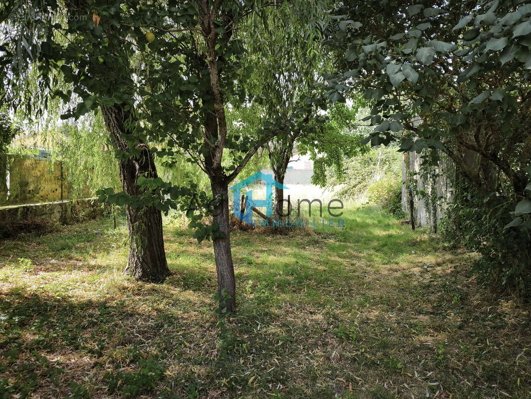 Maison de village T4 - jardin 489 m2 - photo 10