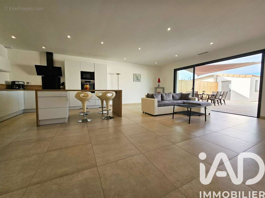 Photo 6 - Maison à PIA