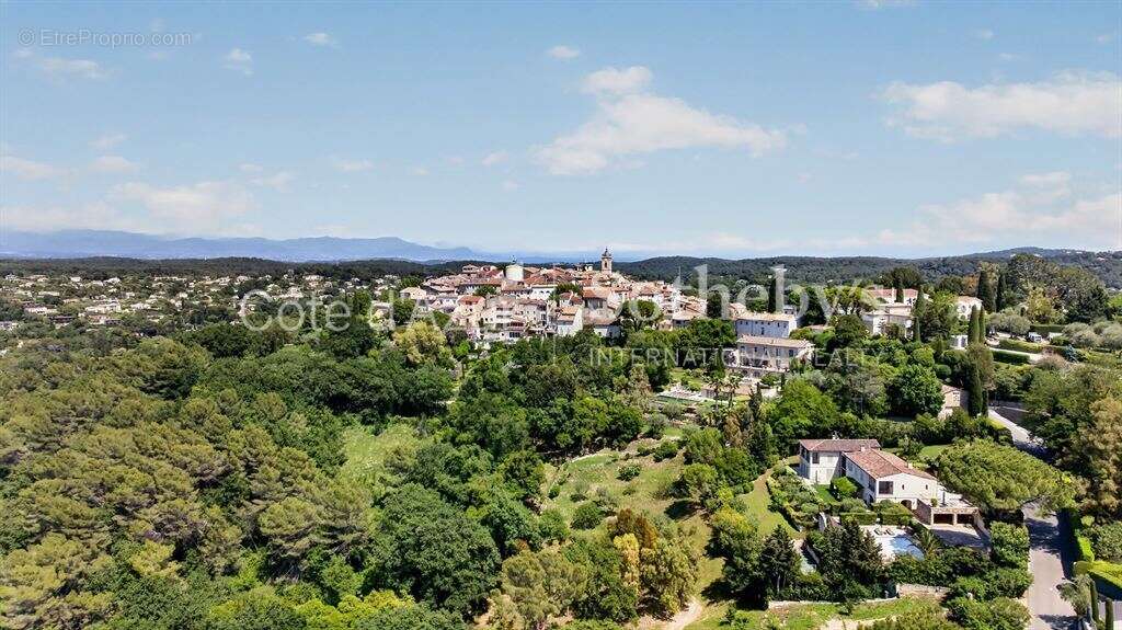 Maison à MOUGINS