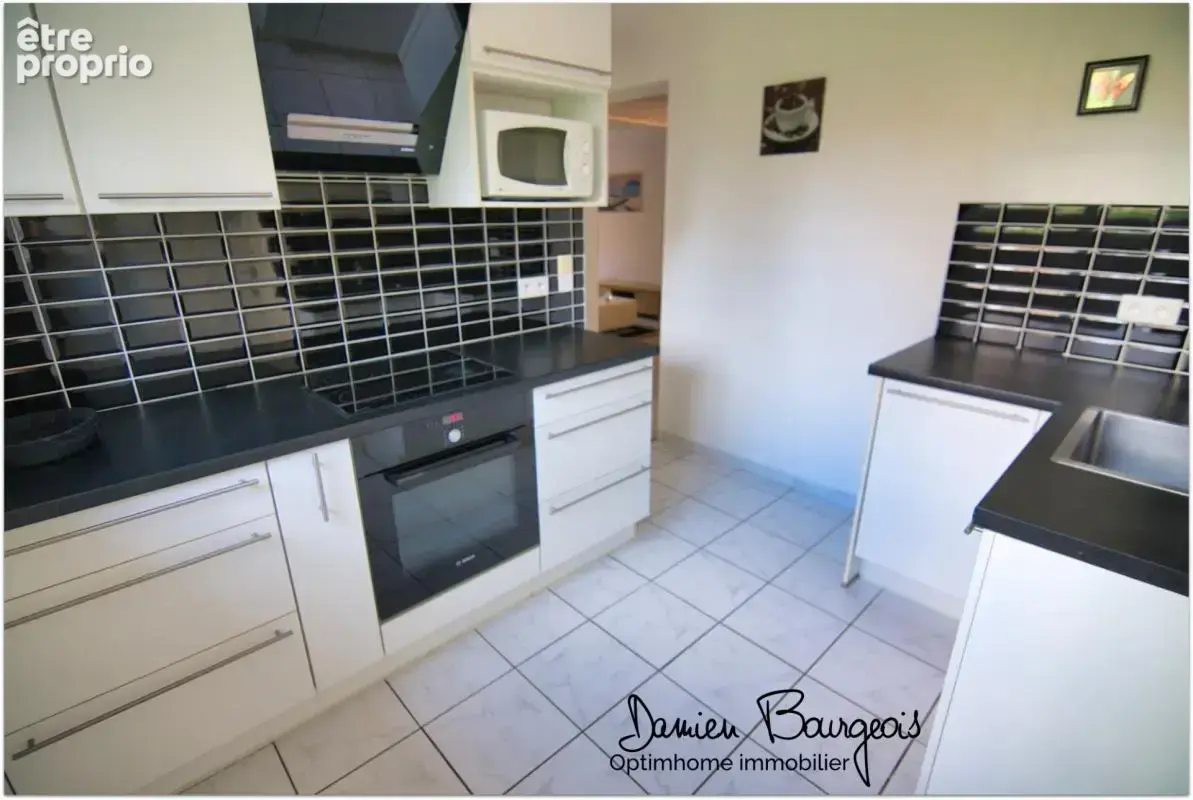 Appartement t3 de 79 m² en rez-de-chaussée avec place de parking - photo 3