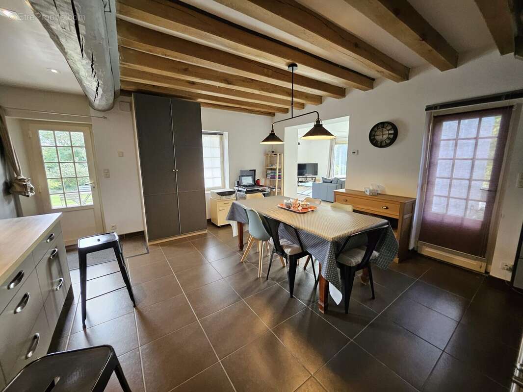 Maison à HERMIVAL-LES-VAUX