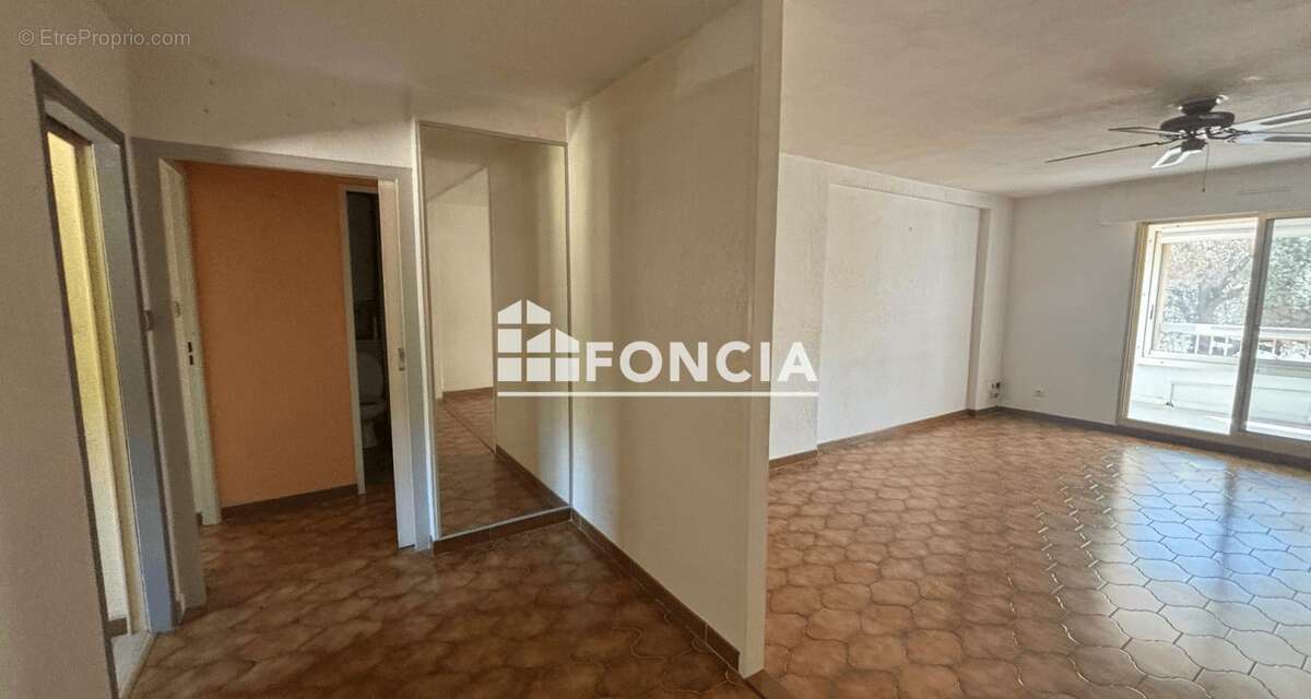 Rare sur le pin rolland - grand appartement 3 chambres - garage 2 stationnements - photo 3