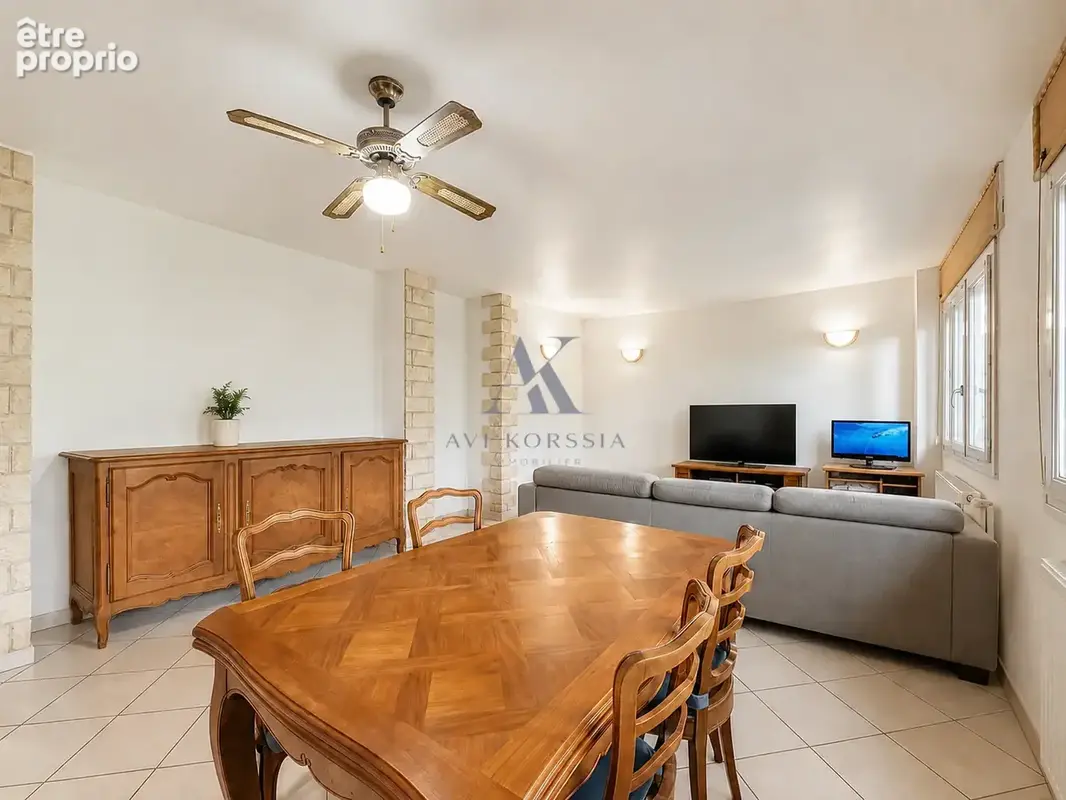 Villeurbanne   Appartement T3 71 m2 avec potentiel T4, parking et cave - photo 2