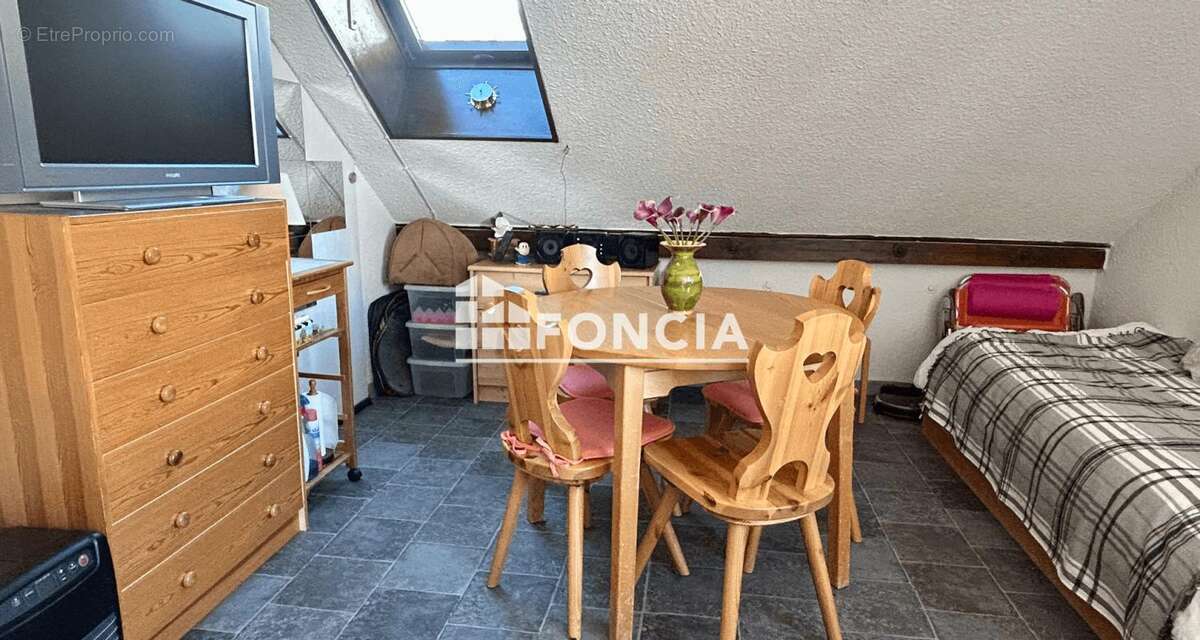Appartement à SAINT-FRANCOIS-LONGCHAMP